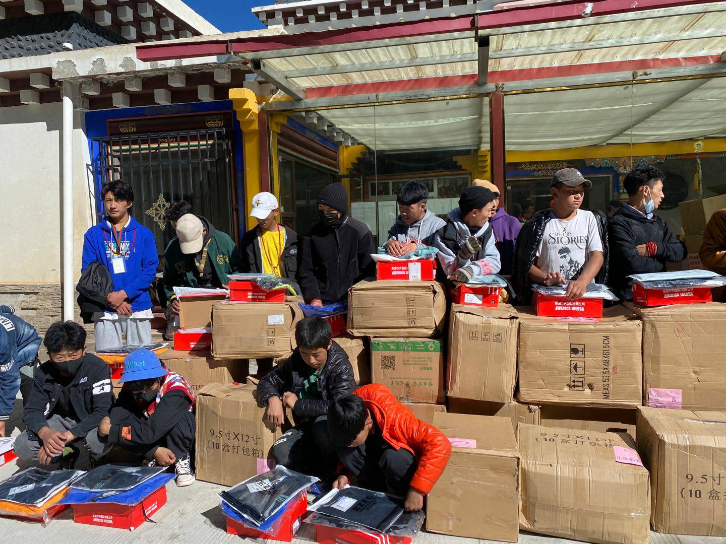 珠海昊天运动健康管理有限公司公益回顾丨家国同欢月同圆 温暖满载甘孜州(图7) 珠海昊天运动健康管理有限公司公益回顾丨家国同欢月同圆 温暖满载甘孜州(图7)